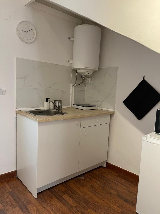 רונדה Irua Apartamentos מראה חיצוני תמונה